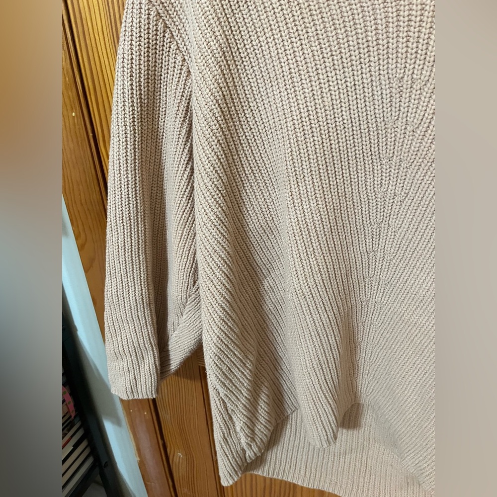 Urban Outfitters Blush/Tan Oversized Sweater - Picture 8 of 10